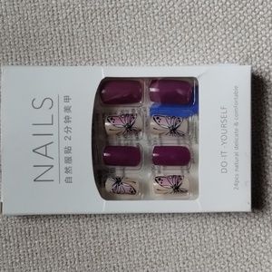 24 pcs Natural Durable Press on Nails Purple Butterfly Design Medium